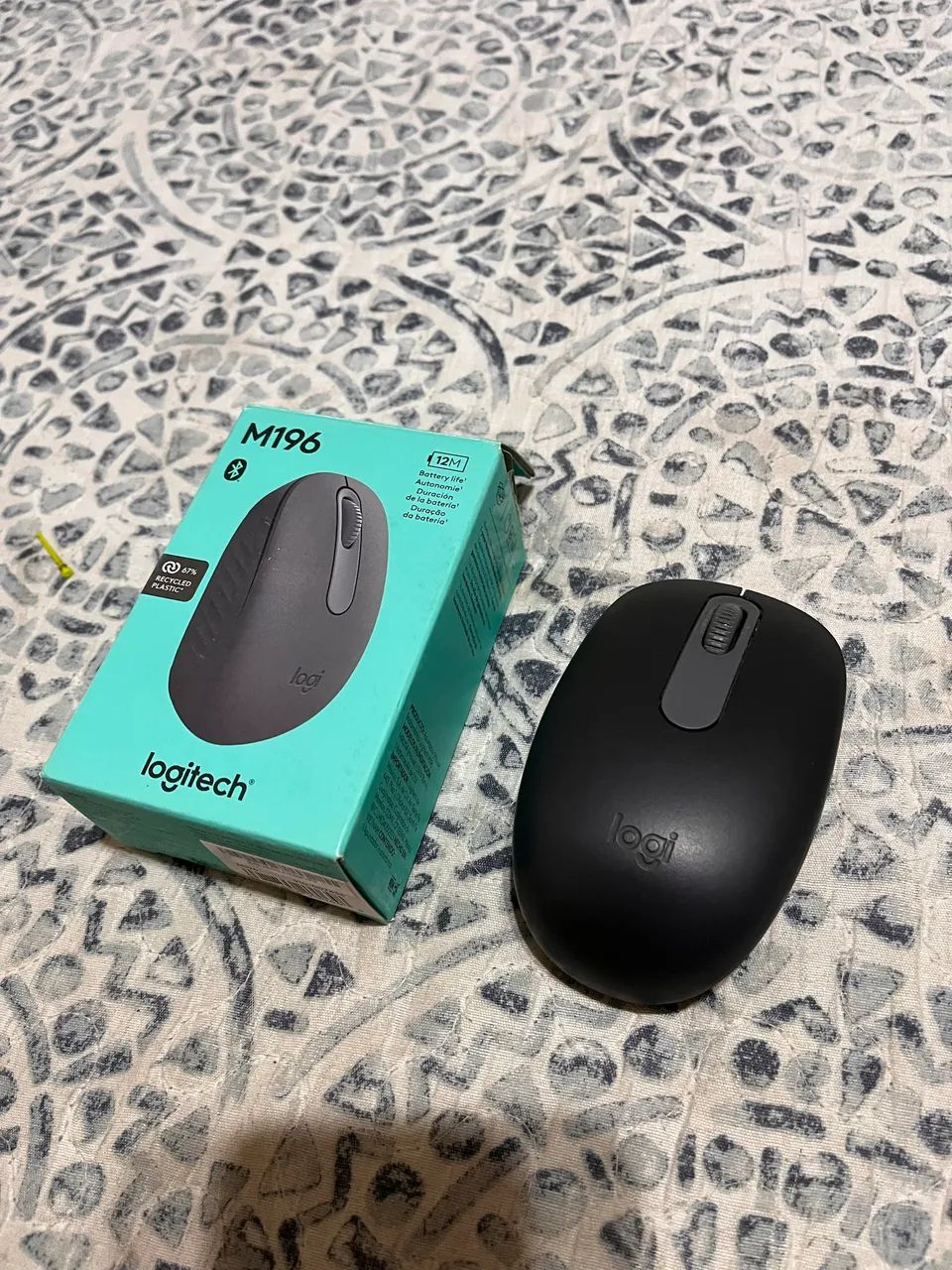 Mouse Logitech m196 Bluetooth sem fio pc pouco uso caixa