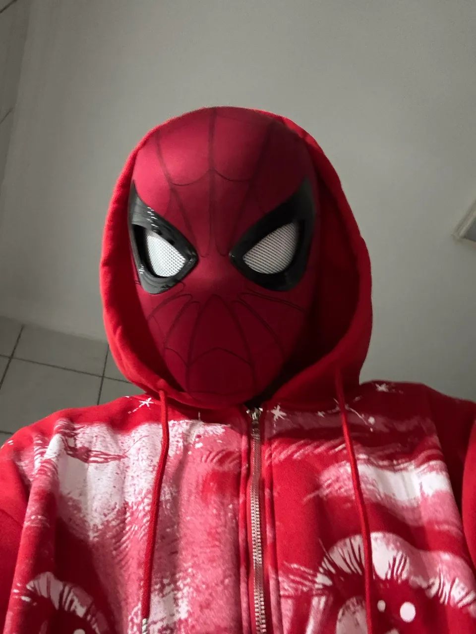 MÁSCARA HOMEM ARANHA COM CONTROLE - Foto 2