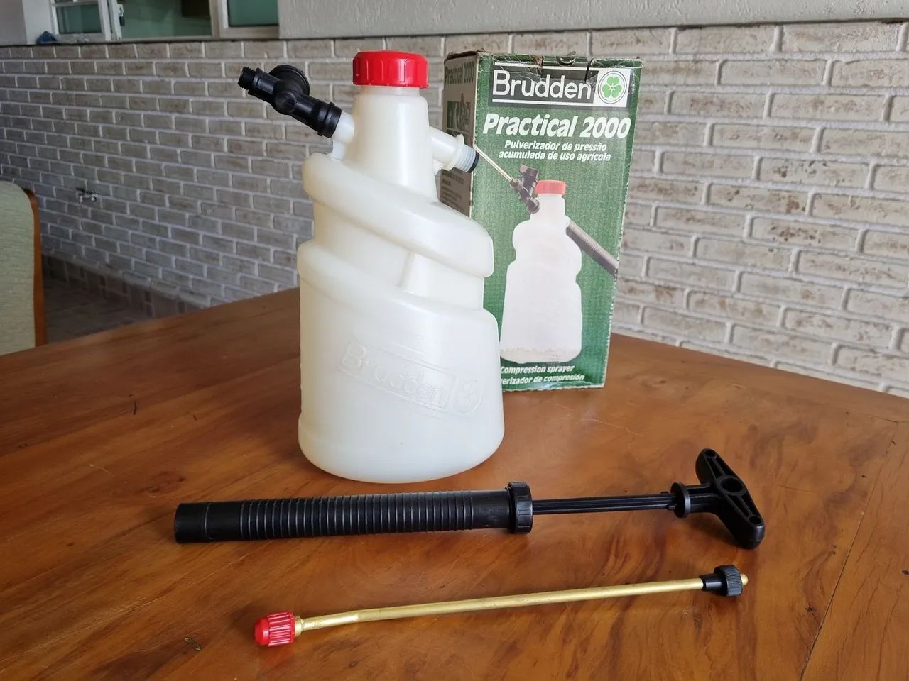 Pulverizador de pressão acumulada Brudden Practical 2000. - Foto 3