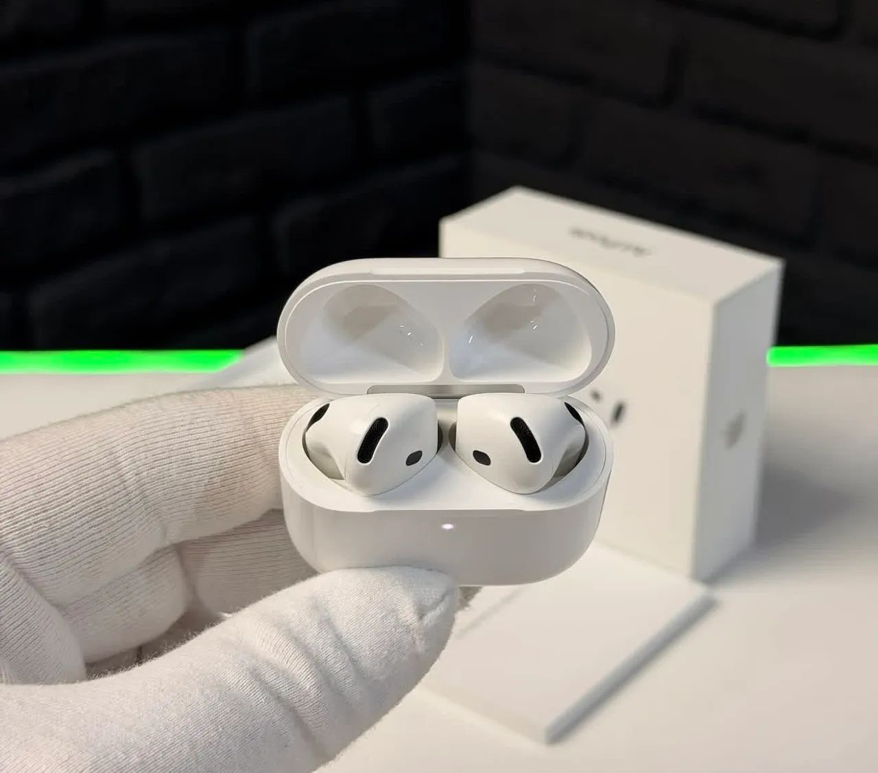 AirPods 4 Com Cancelamento - Peças de Celular - Vila Santa Isabel
