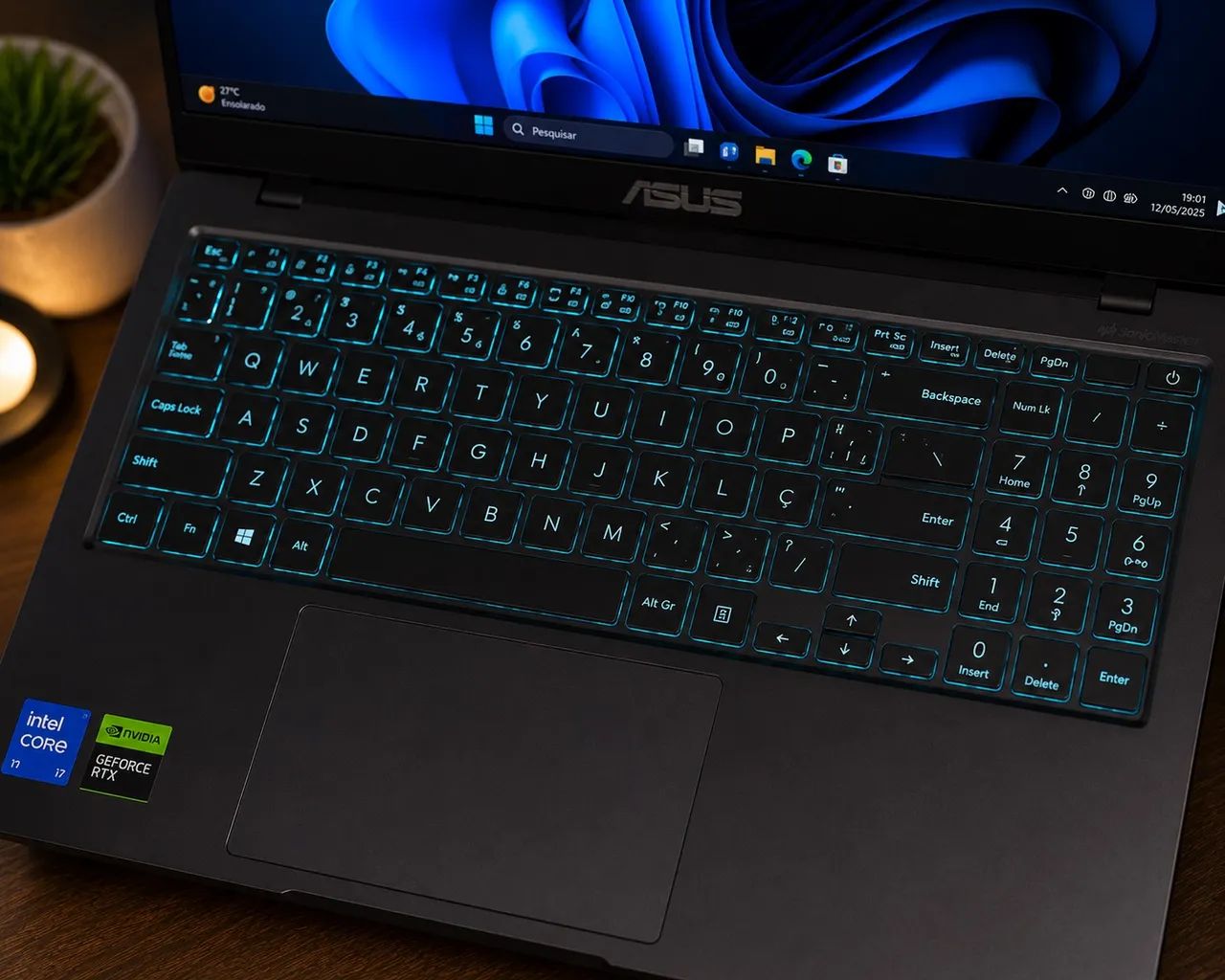 ASUS V16 RTX 4050 24GB RAM / 1TB SSD - Foto 3