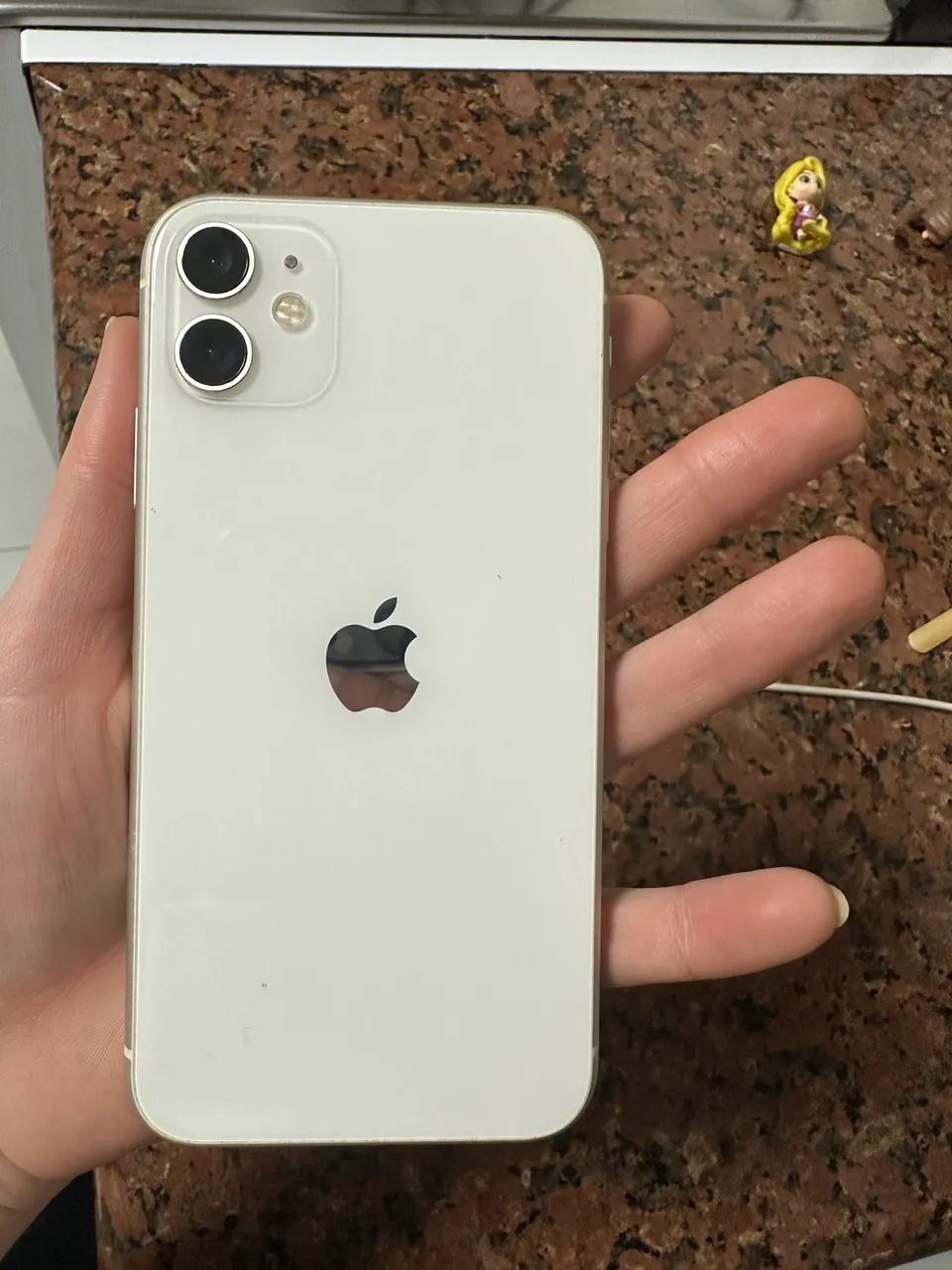 iPhone 11 64g