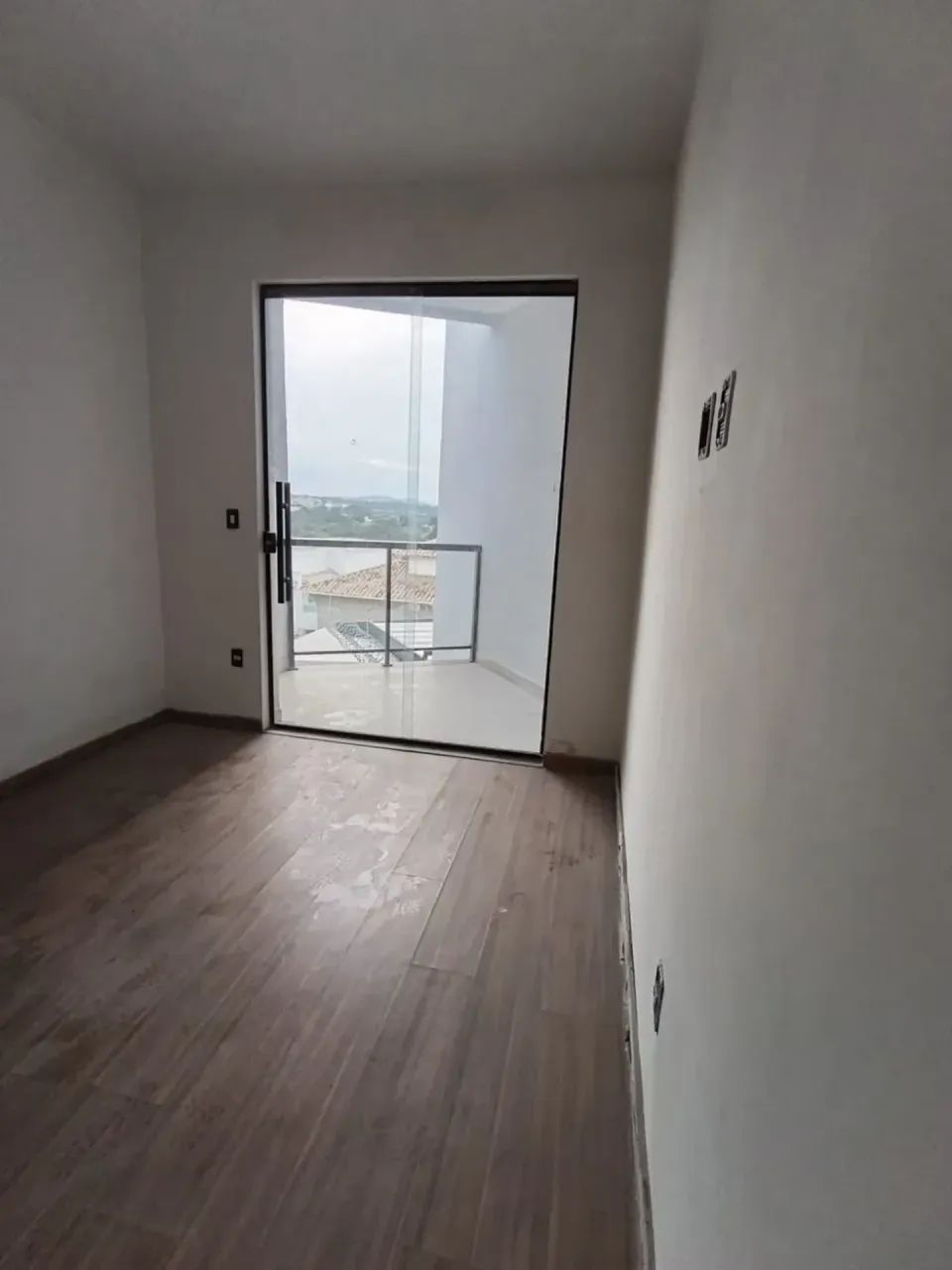 CASA GEMINADA NO BAIRRO EUROPA - Foto 2