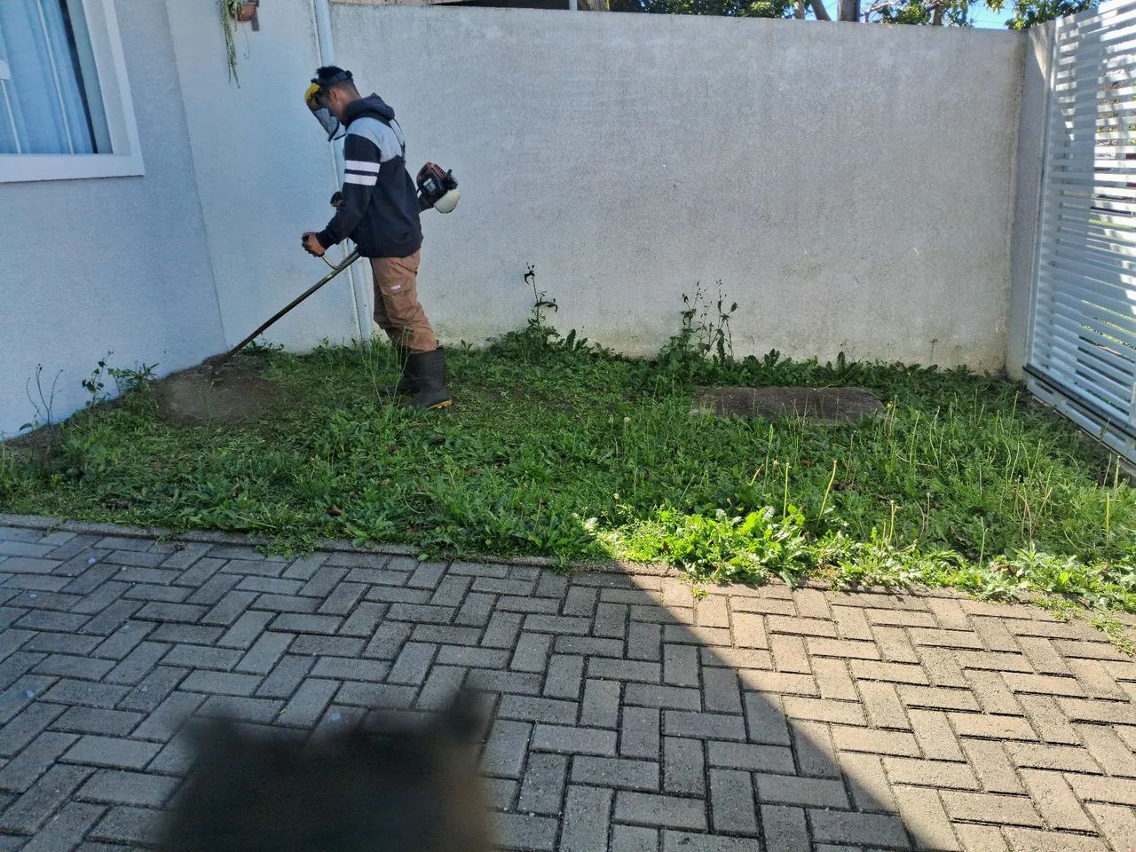 Jardineiro disponível 