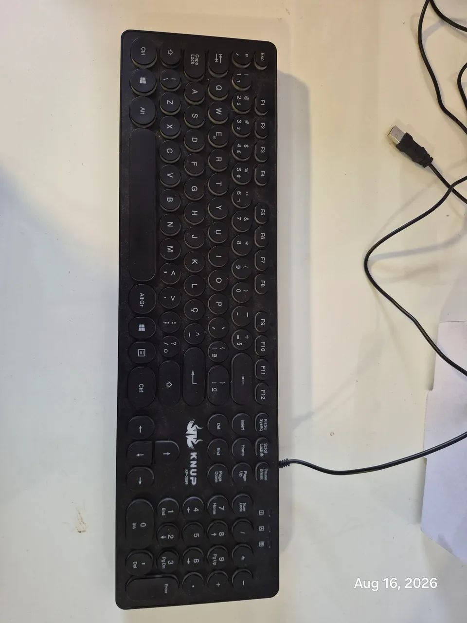 Teclado Knup ABNT2 com LED USB