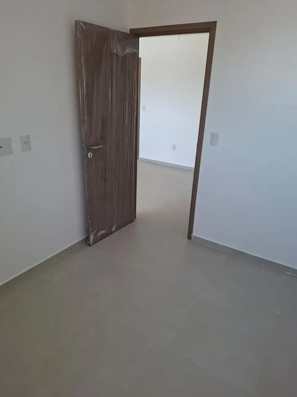 Oportunidade quarto e sala - Edf. Aquarius - Ponta Verde