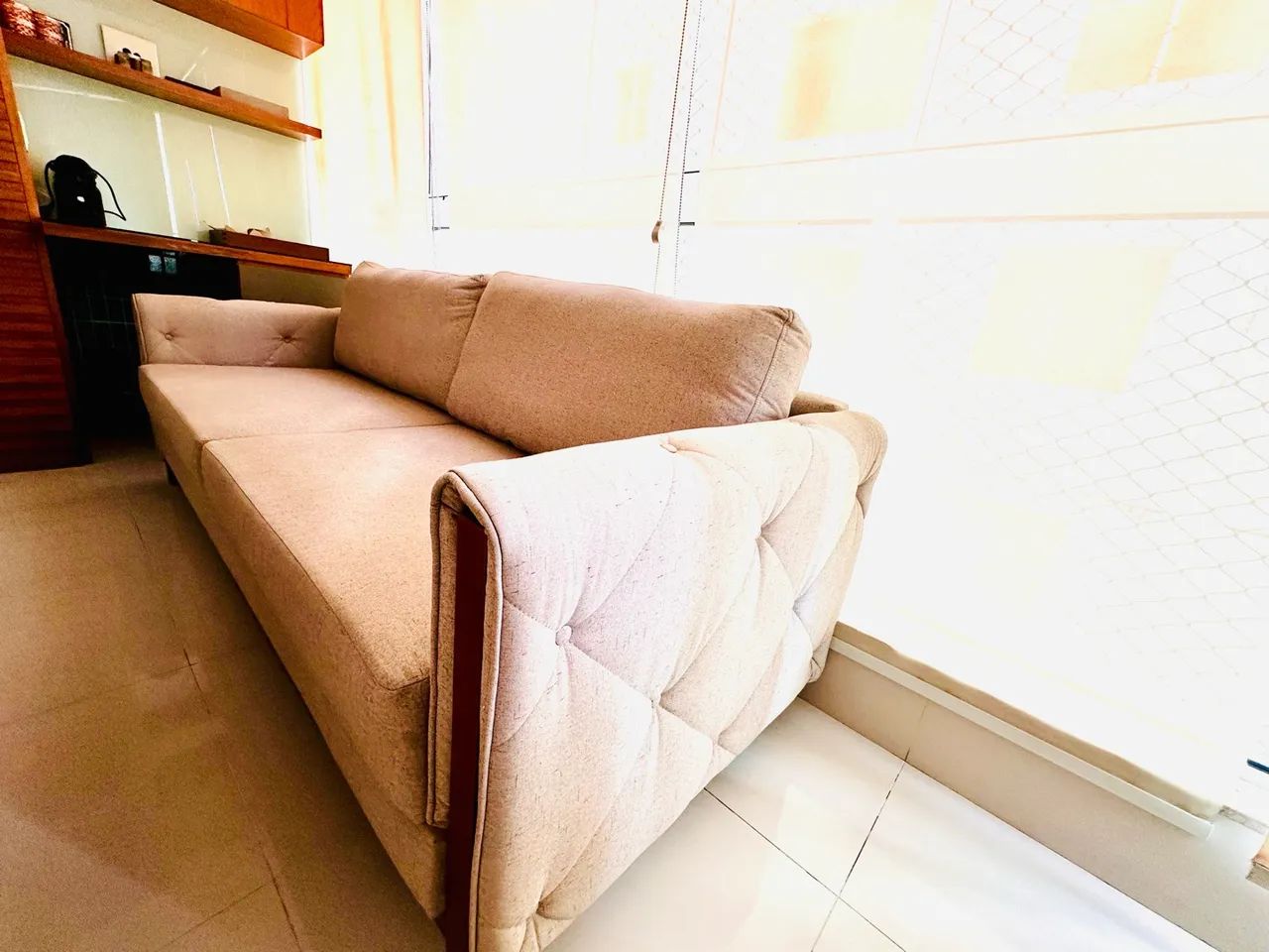 Sofá em linho 4 lugares elegante e atemporal - Foto 3