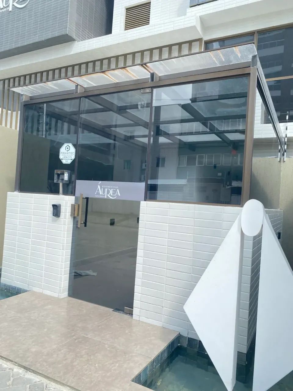 Alugo apto no Bessa com móveis planejados, elevador e área de lazer completa - Foto 3