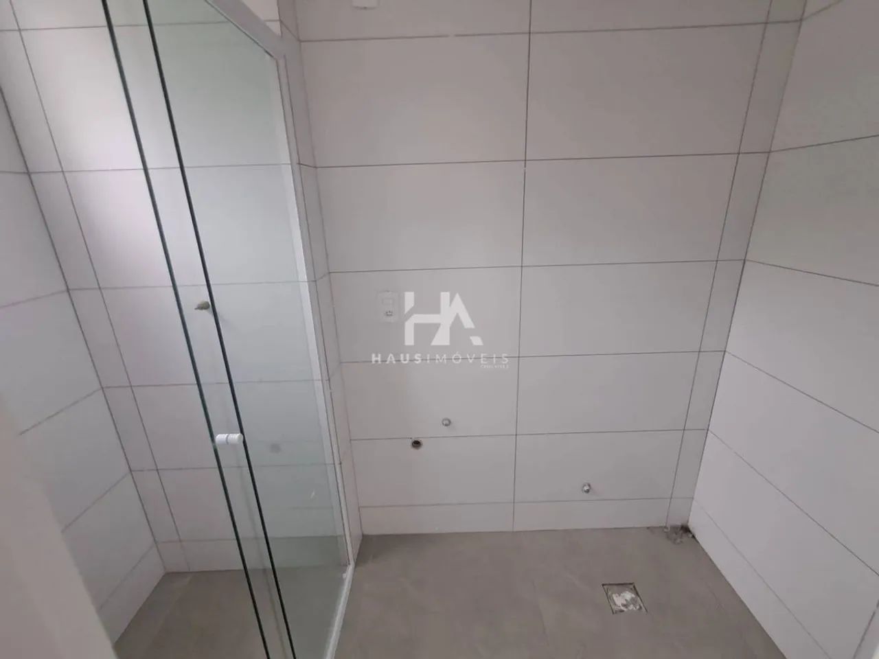 Apartamento para alugar no bairro Czerniewicz com 56 m² e 2 dormitórios/quartos. - Foto 3