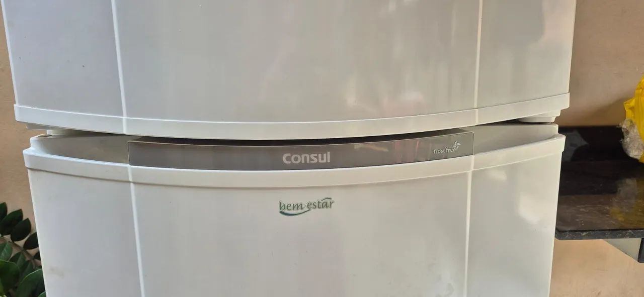Geladeira semi nova 402 L  - Foto 5