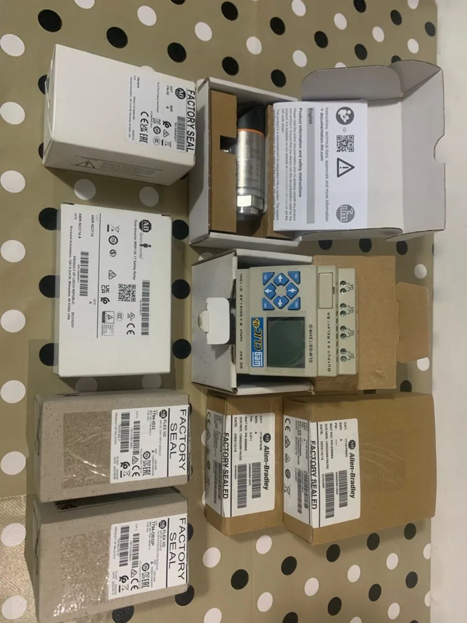 Módulos e equipamentos Allen Bradley 