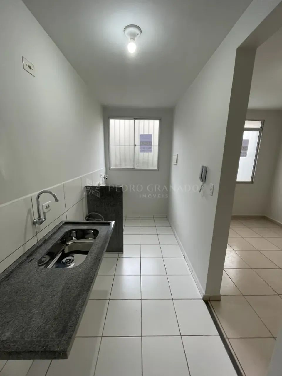 Apartamento 02 Dormitórios - Zona 06 - Foto 4