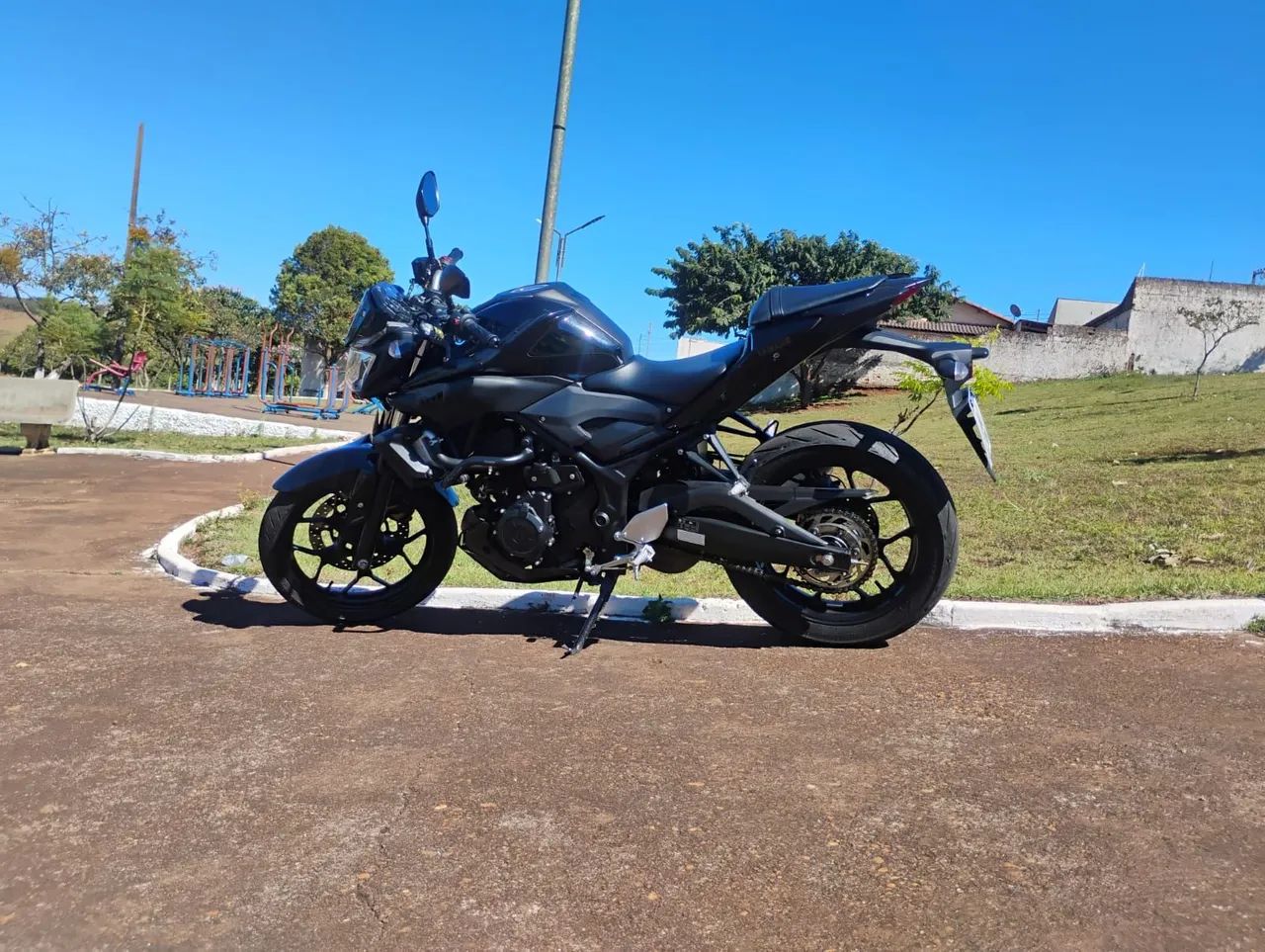Yamaha MT03 2018 - Foto 4