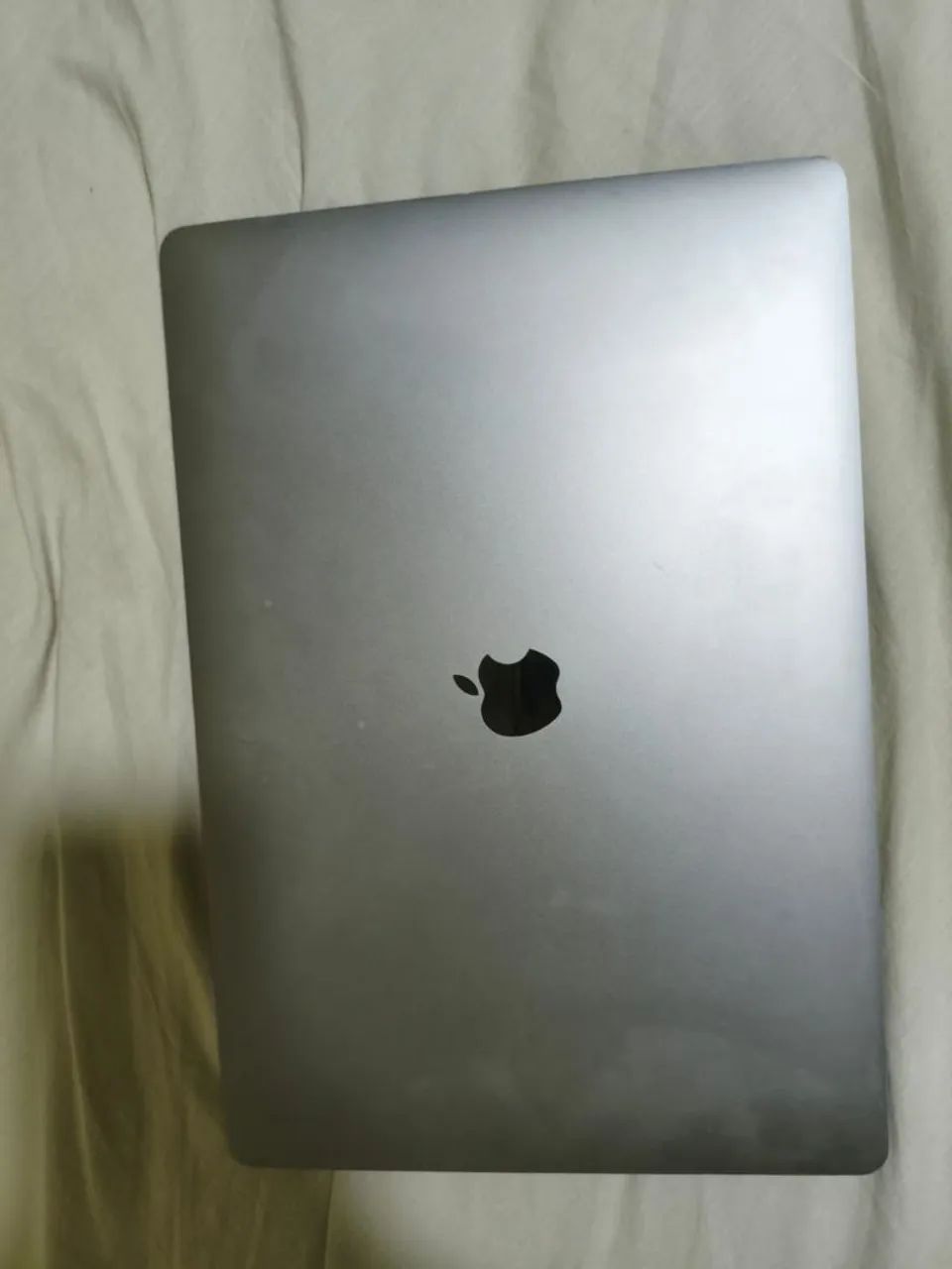 MACBOOK PRO 2019 - Foto 2