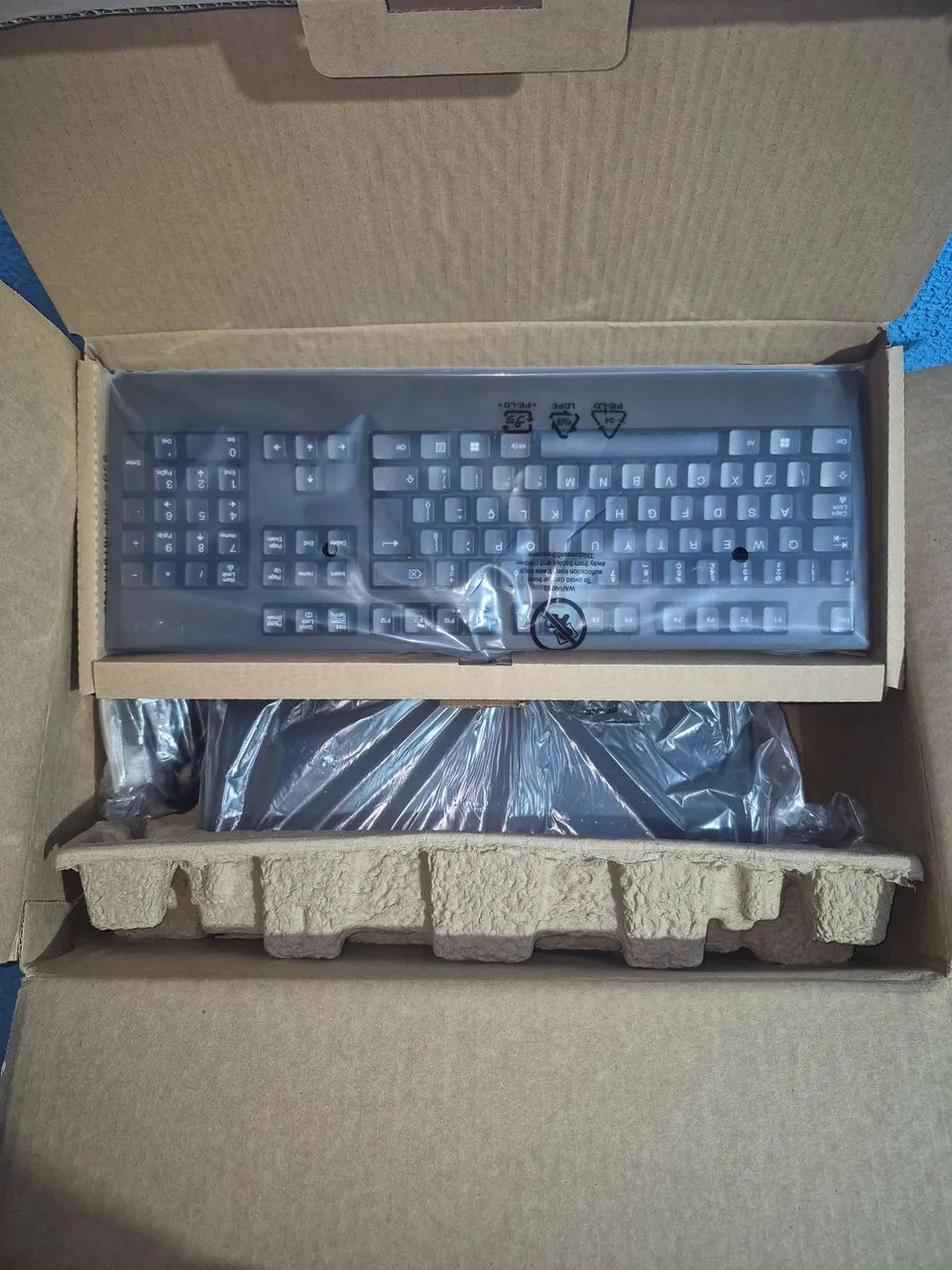 Lenoco ThinkCentre M75s Gen 2 - Foto 3