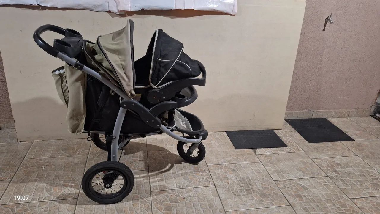 Carrinho de bebê  - Foto 2