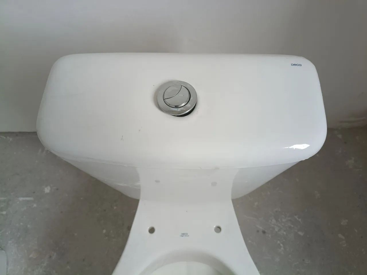Sanitário com caixa acoplada Deca  - Foto 4