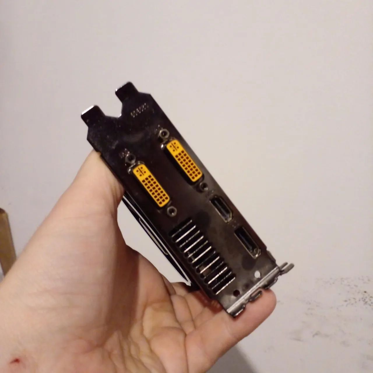 ZOTAC - GTS450 1GB - Foto 2