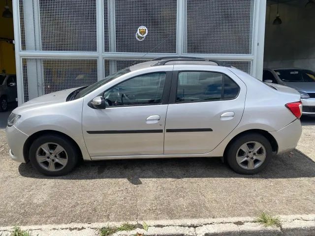 Renault Logan Expression Flex 1.0 12V 4P 2019 - Foto 2