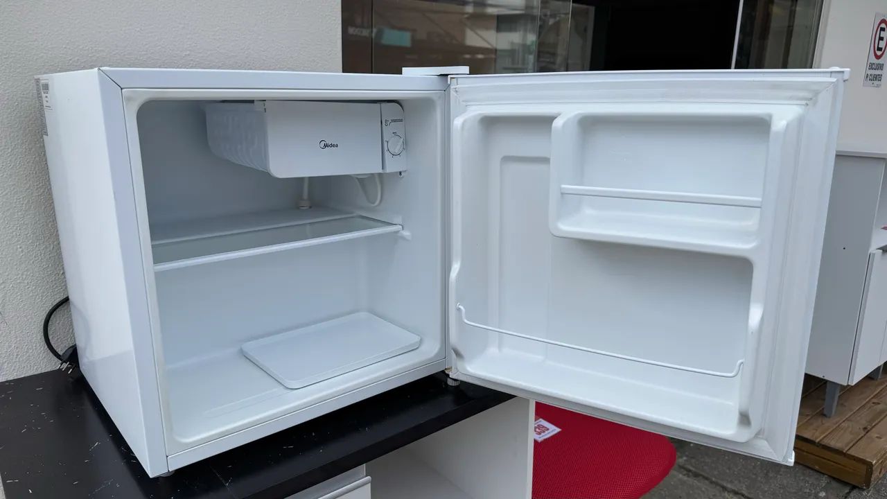 Frigobar Midea 45L (com garantia)  - Foto 3