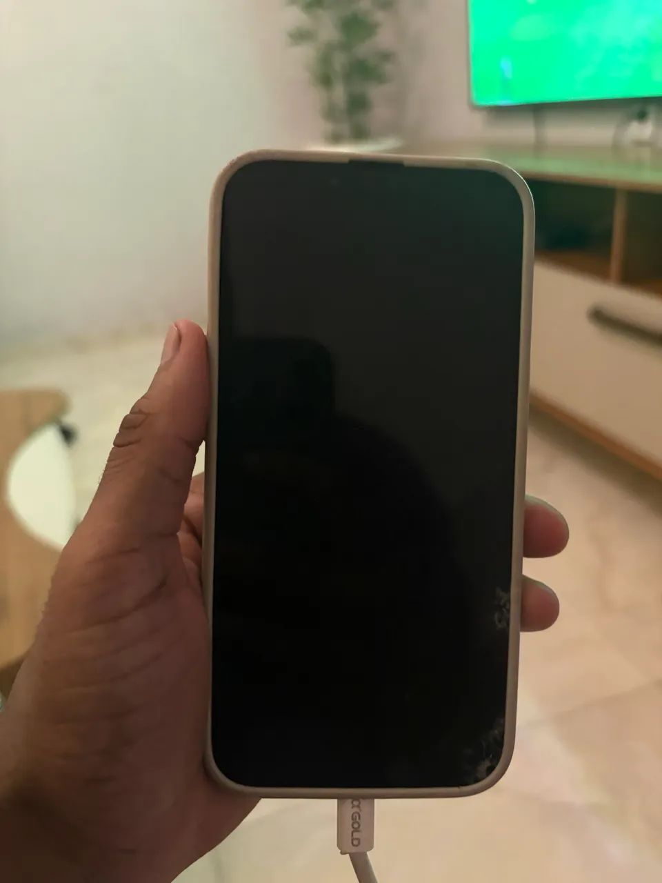 iPhone 13 trincado  - Foto 2