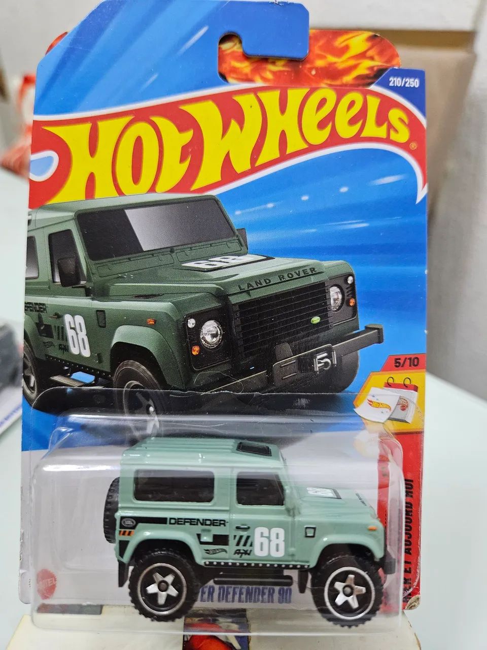 Hot wheels Land Rover Defender 90