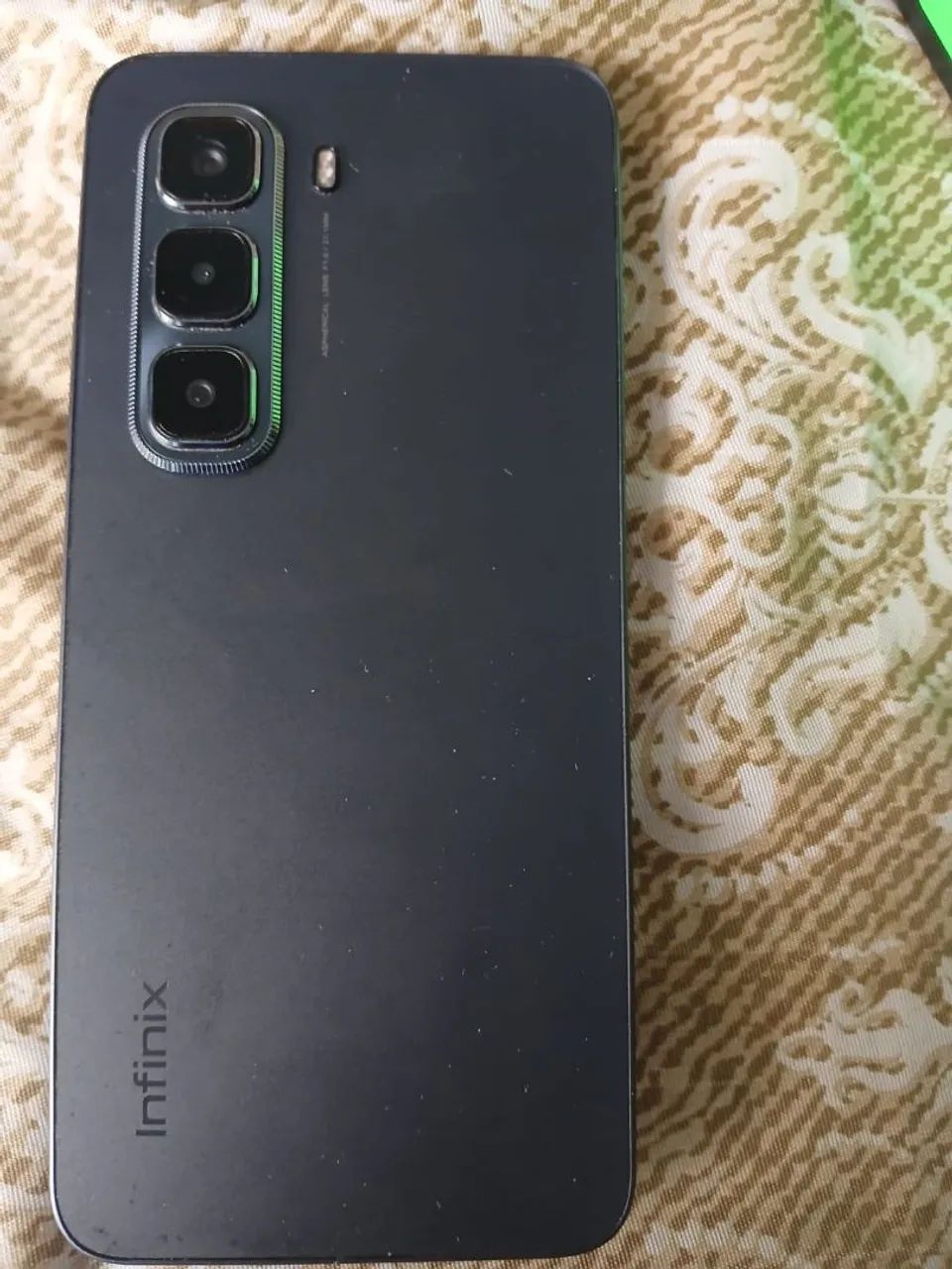 VENDO SMARTPHONE INFINIX HOT 50 PRO + - Foto 2