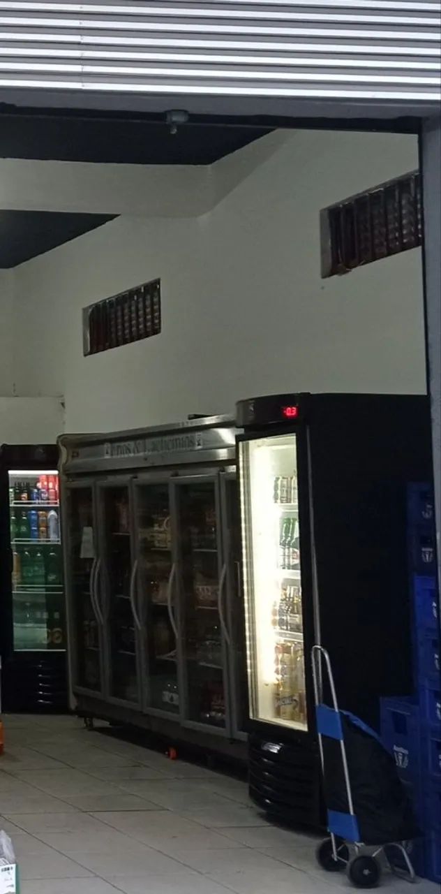 Vendo fundo de bar.