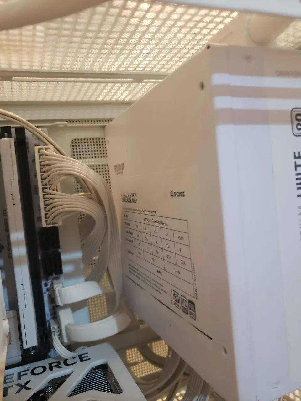 Fonte 600w  shocker white ghost  pcyes branca full modular - Foto 2