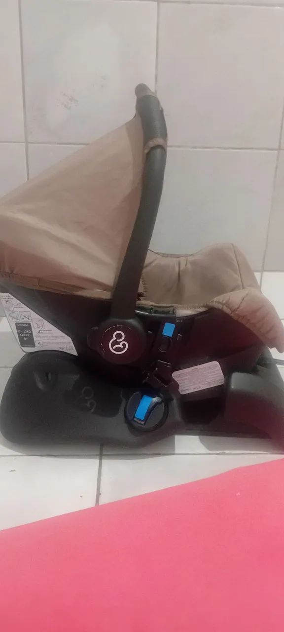 Carrinho e Bebê conforto com suporte - Foto 5