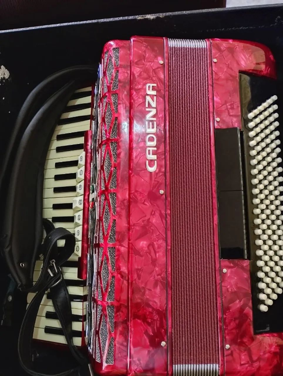 ACORDEON CADENZA 120 BAIXOS (OPORTUNIDADE)