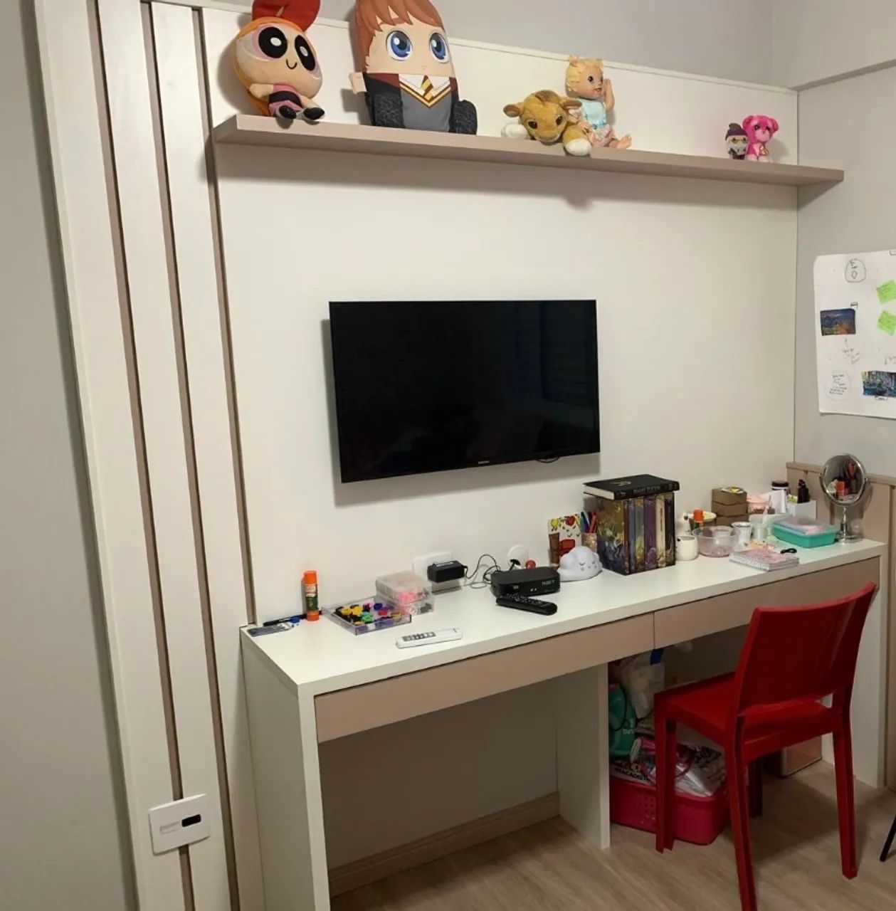 Painel com bancada de estudos / Painel com bancada tipo penteadeira (Vendas separadas)  - Foto 2