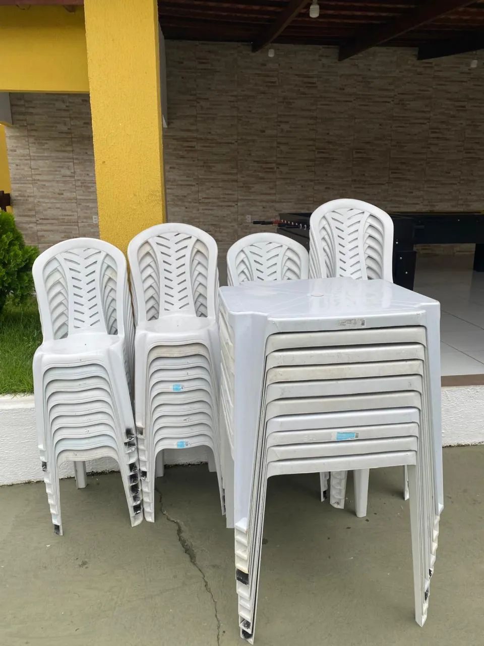 Locação / Aluguel Mesas, Cadeiras, Toalhas, Pula Pula e Piscina de bolinhas  - Foto 4