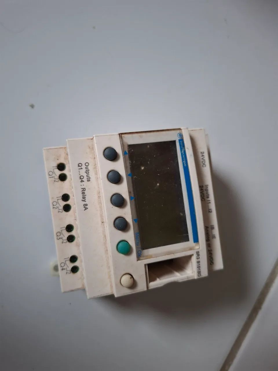Relé Programável Modular - Com Display e Relógio - 6 Entradas/4 Saídas - 24 Vdc - Foto 2