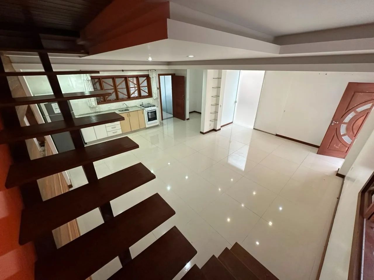 Casa com 1 dormitório e home office no Campeche - Foto 4