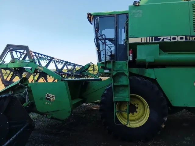 Colheitadeira John Deere - SLC 7200. Fabricação 1998 - Foto 2