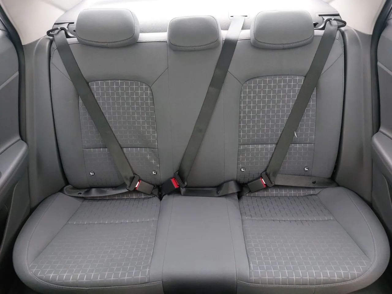 Hyundai HB20S Limited 1.0 TB Flex 12V Aut., foto 18 de 18