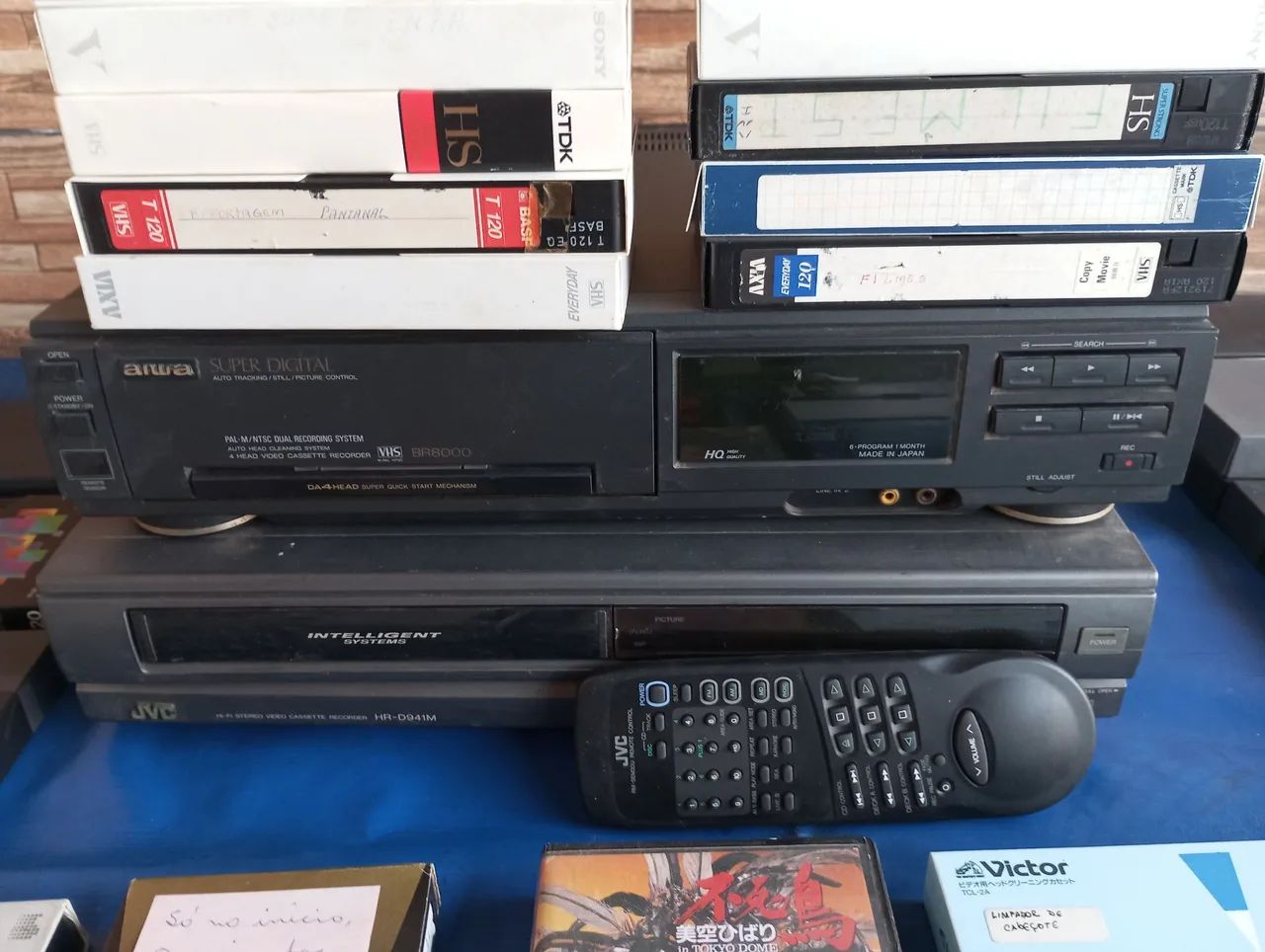 2 Aparelhos VHS + 40 fitas 