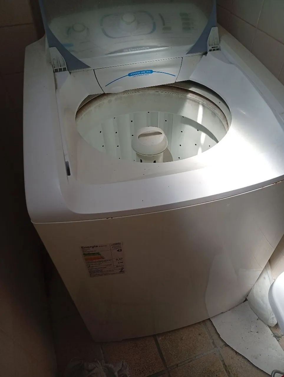 Máquina de lavar roupa Eletrolux