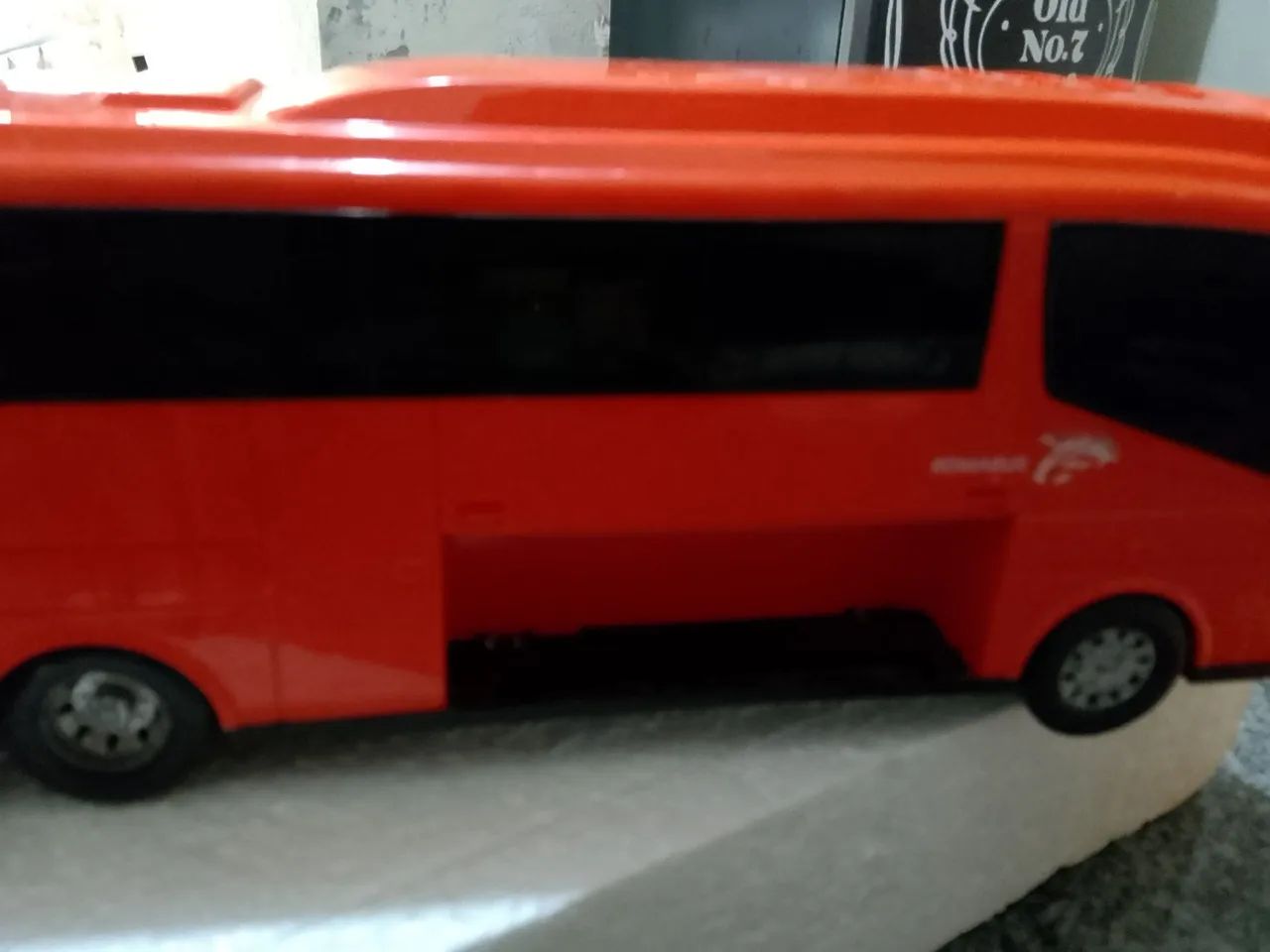 Lote de ônibus grande e carro  - Foto 4