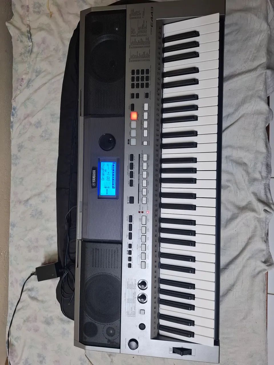 Selling Yamaha keyboard