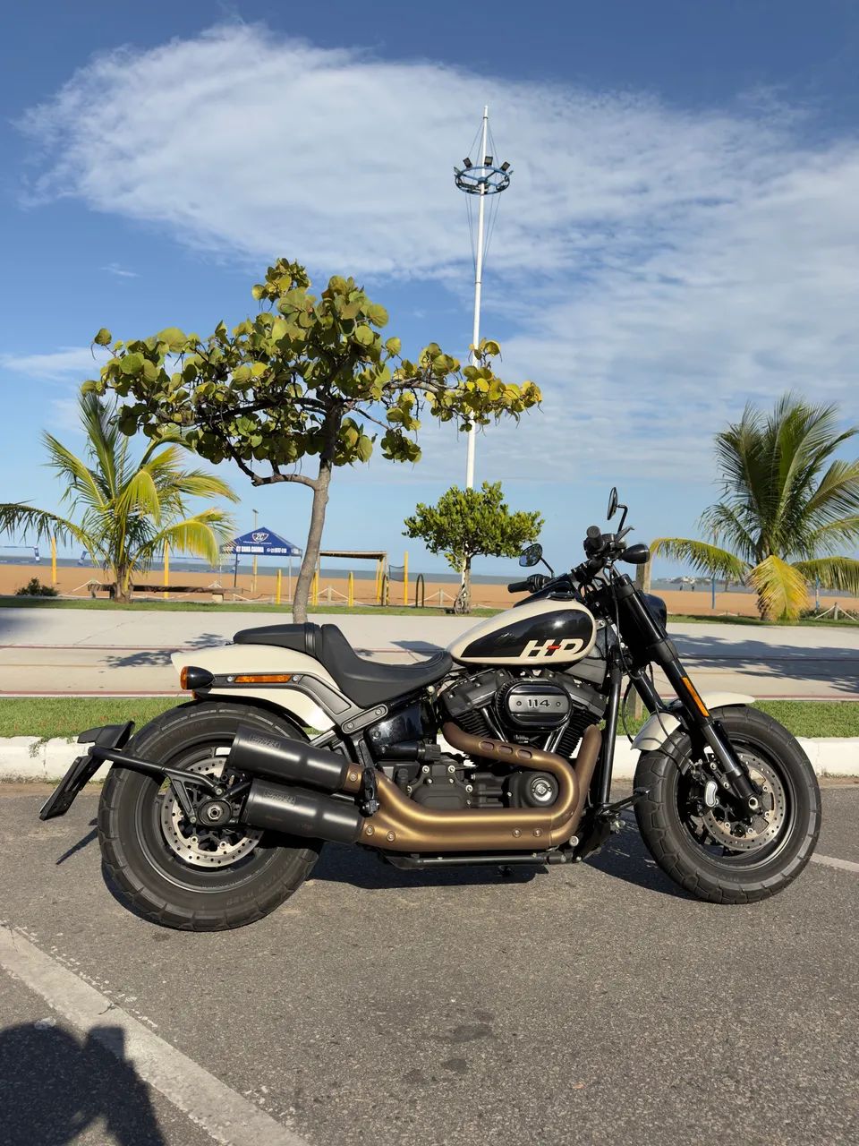 Harley Davidson Fat Bob 114 2022 - Foto 2