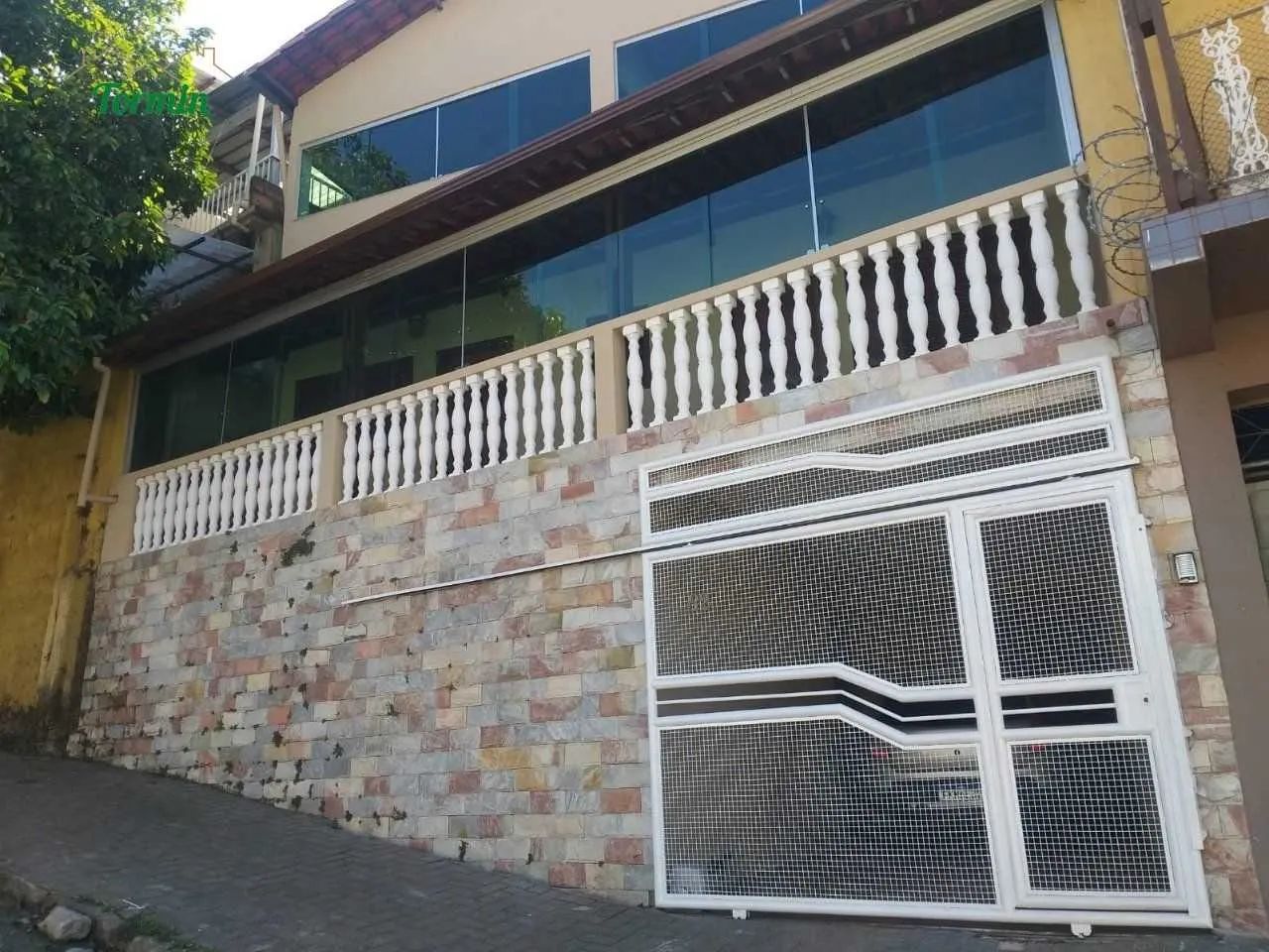 Casa com 5 quartos para alugar em Belo Horizonte