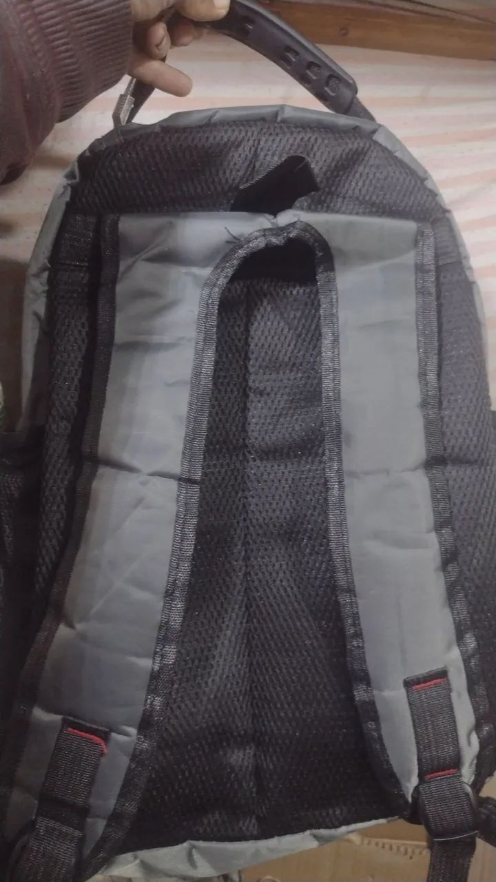 Mochila cinza - Foto 4