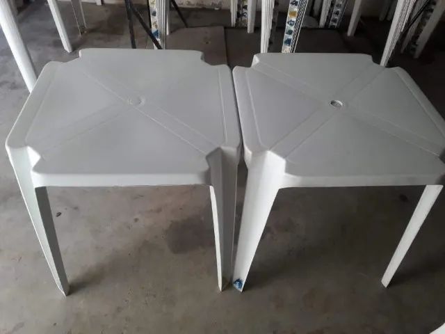 Conjuntos de mesa e cadeira de plástico branca - Foto 3