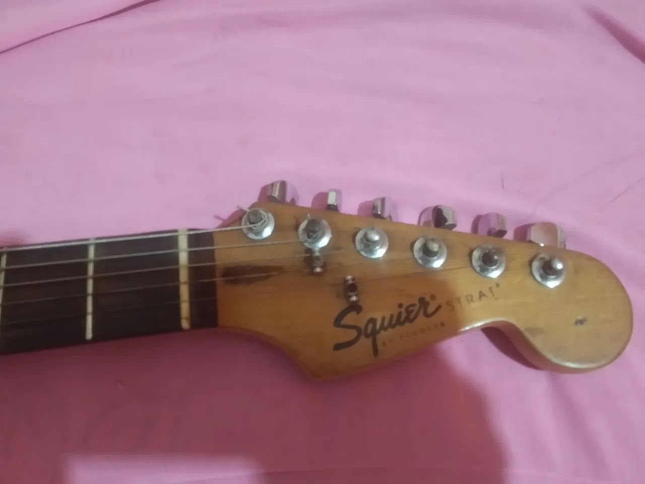 Guitarra squier fender - Foto 3
