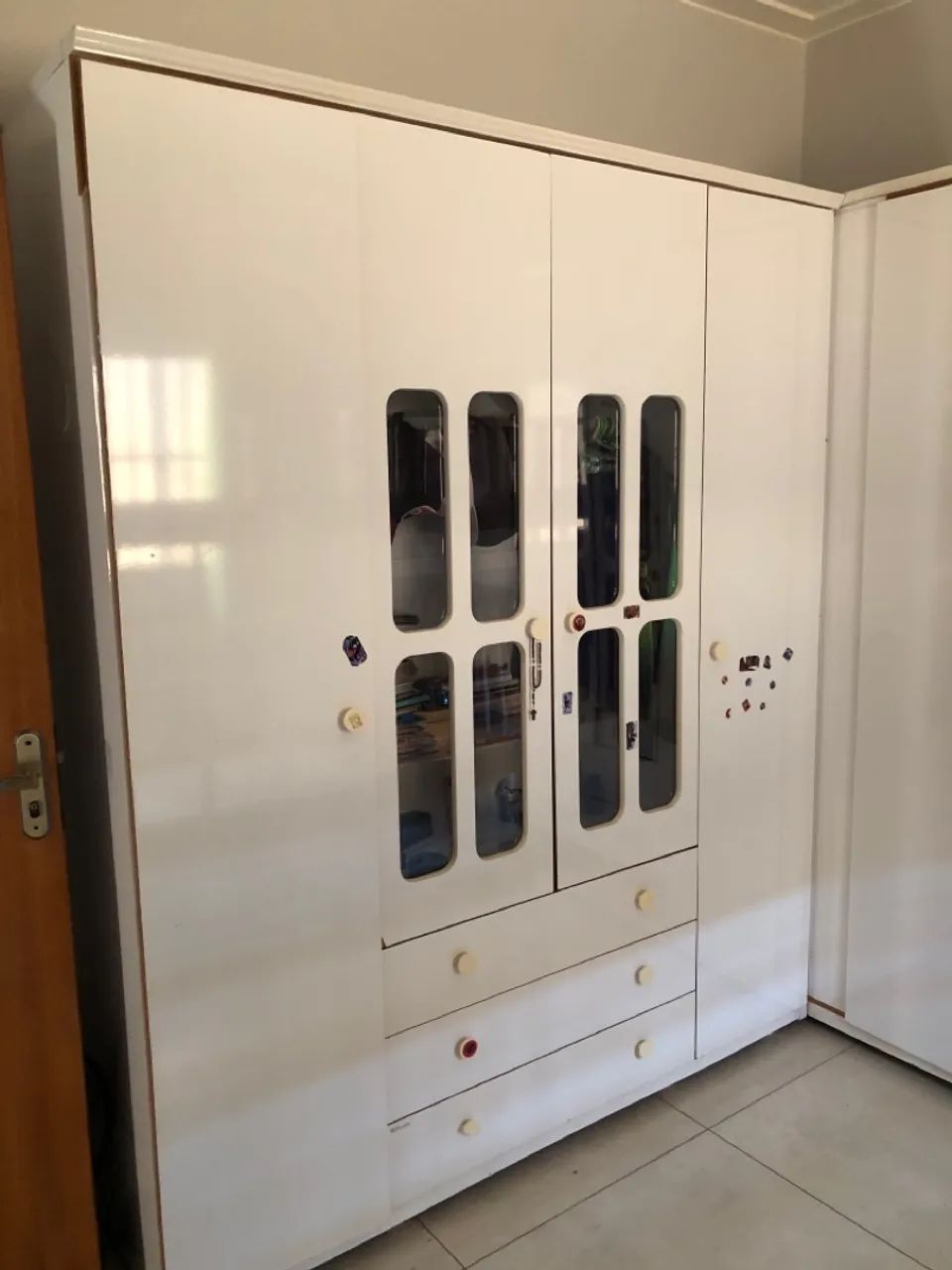 Guarda-roupa infantil 