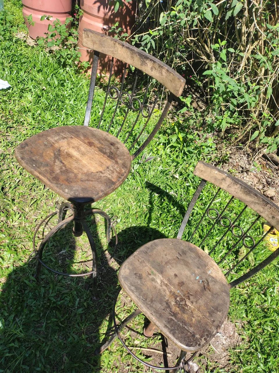 Banquetas vintage madeira e ferro - Foto 4