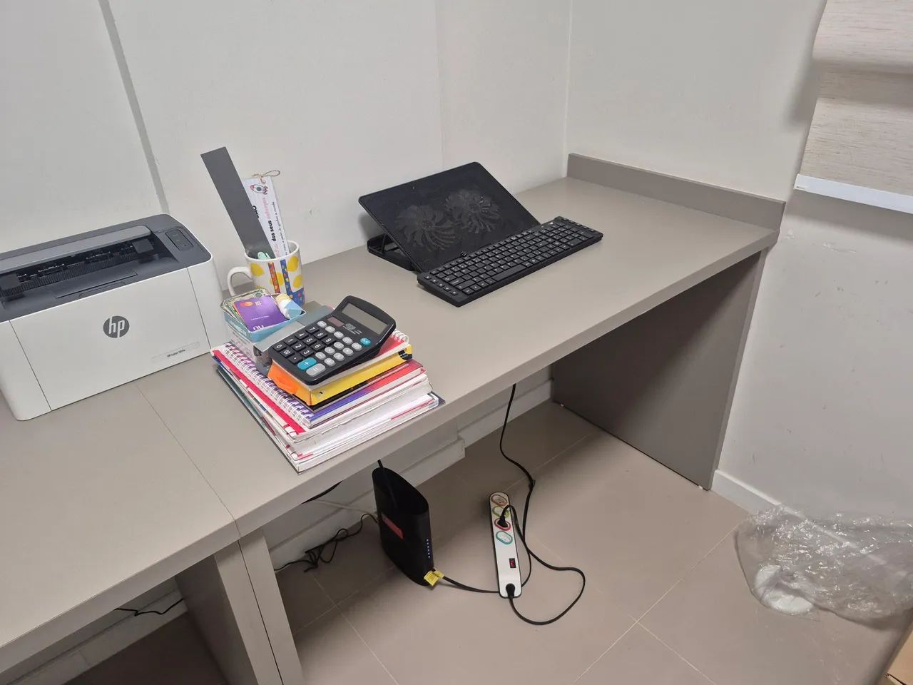 Mesa de escritório dupla - Foto 4