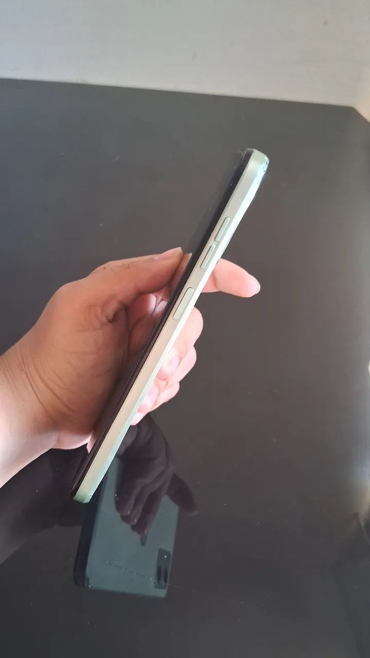 Vendo celular Moto G54 5G<br>256 GB - Foto 4